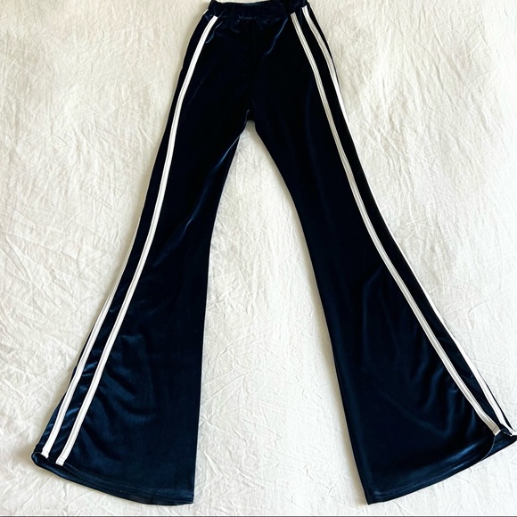 FASHIONKILLA Blue Velour Tube Top and High Waist Flare Pant with White Stripes - Picture 12 of 13